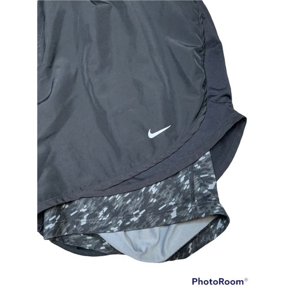 Nike Running Shorts Black Dri Fit Training WOMEN'S Size Extra Large - Picture 2 of 4